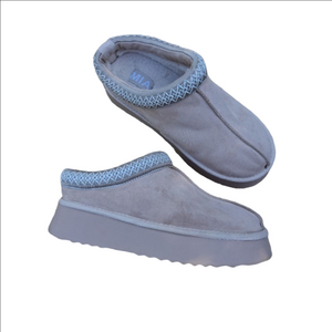 MIA Kinda My Thing Faux Beige Suede Platform Slippers White Trim, Size 7 EUC